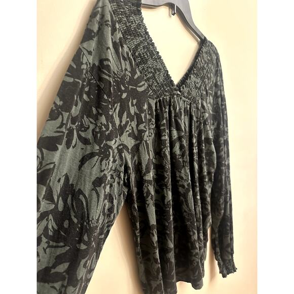 Zac & Rachel Floral Smocked V-Neck Top XL – Black Green Long Sleeve Blouse - Picture 3 of 6